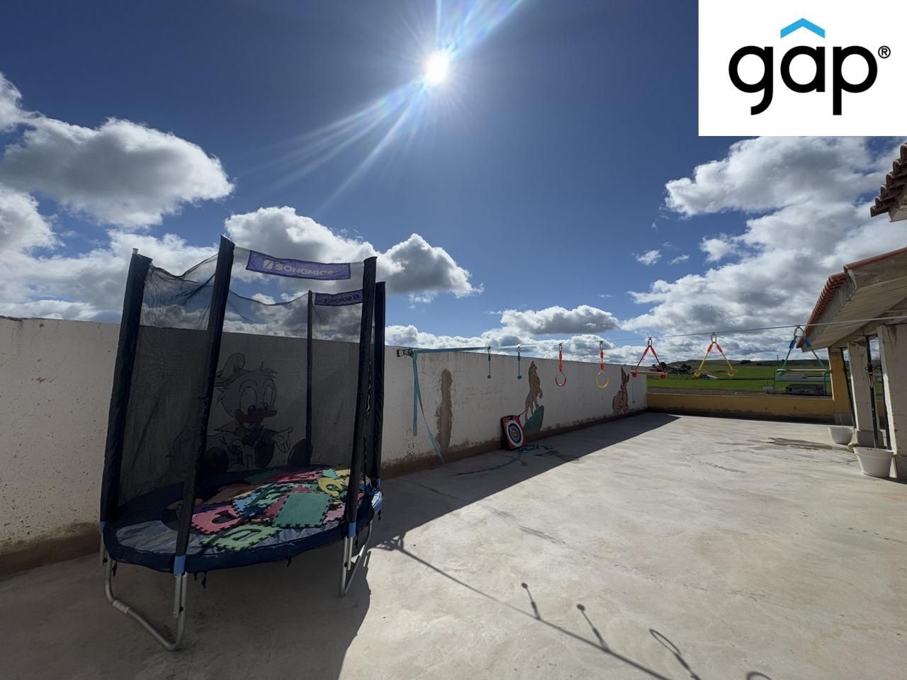 Vista exterior de Edifici en venda en Villar de Olalla