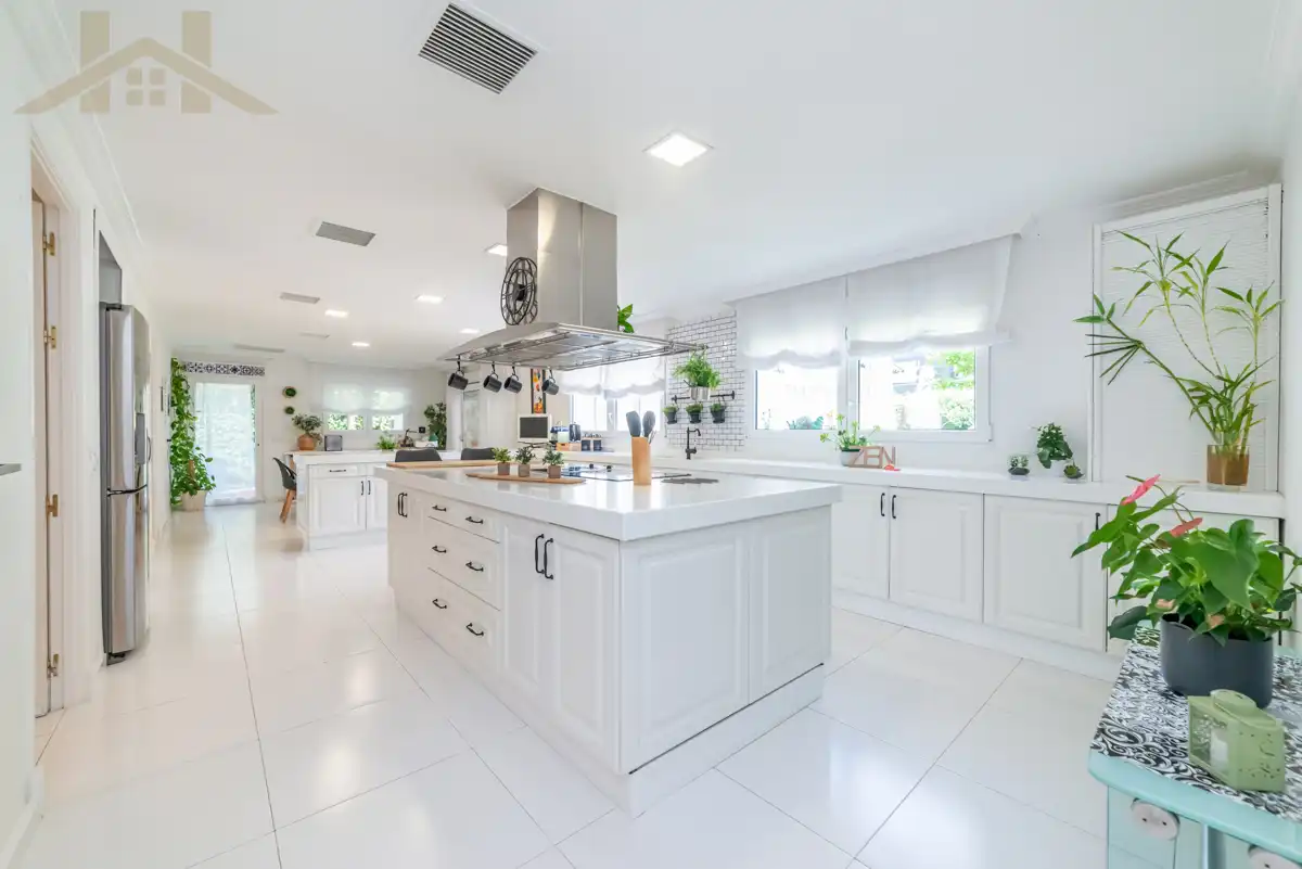 Villa mit Pool zum Verkauf in Calle Ciudad de Melilla, imagen 5