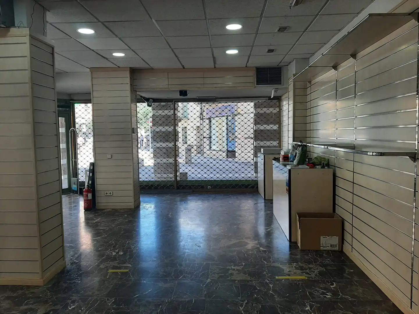 Local comercial de lloguer a Estación - Parque O'Donnell, imagen 10