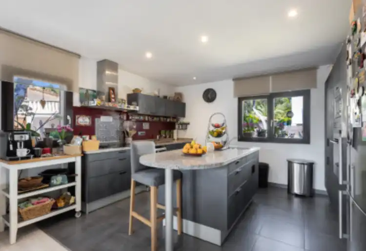 Cocina de Casa o chalet en venta en Calvià con Aire acondicionado, Calefacción y Jardín privado