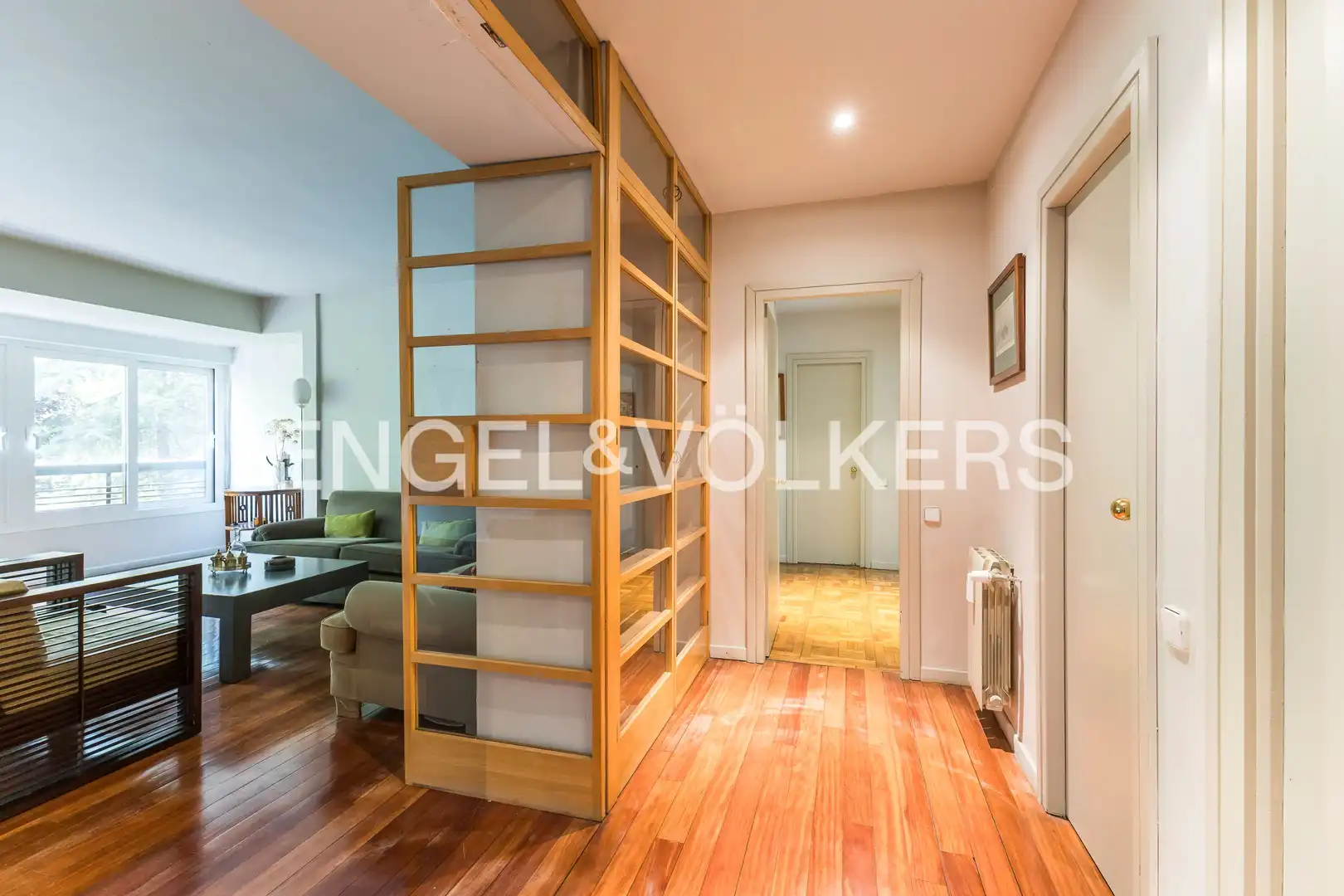 Flat for sale in Madrid  with Heating, Private garden and Parquet flooring