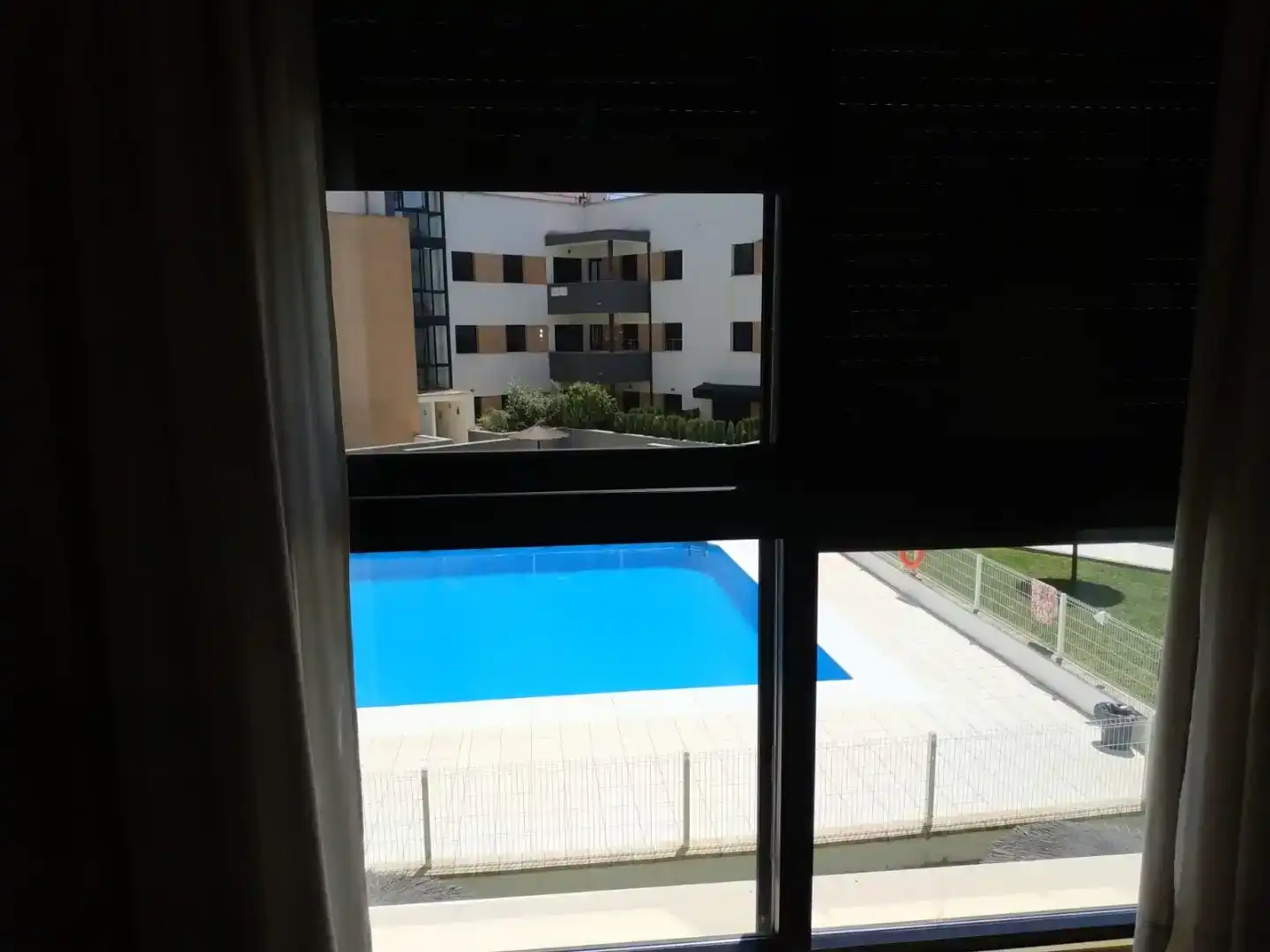 Schwimmbecken von Wohnung zur Miete in Carmona mit Klimaanlage