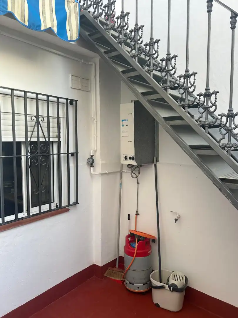 Terrassa de Apartament de lloguer en Dos Hermanas amb Aire condicionat, Moblat i Rentadora