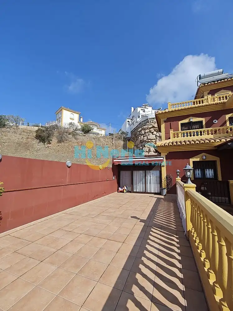 Vista exterior de Casa o chalet en venta en Torrox con Aire acondicionado, Calefacción y Terraza