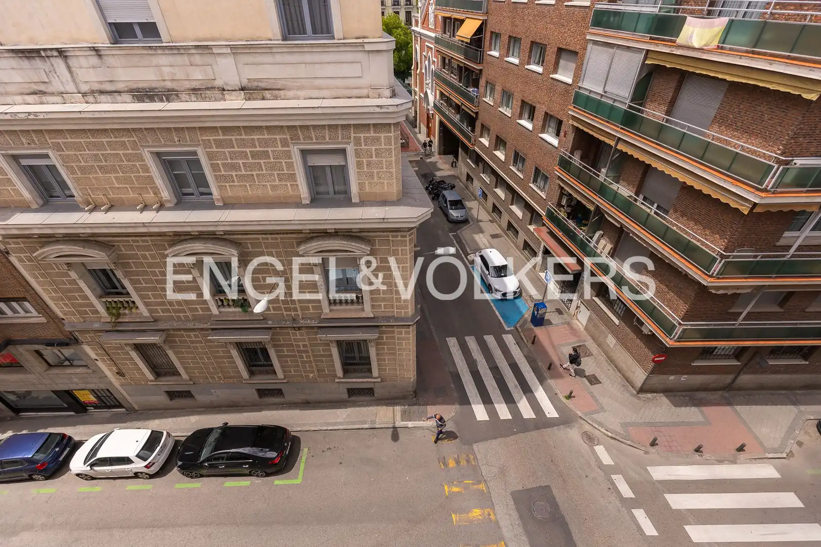 Exterior view of Flat for rent in Madrid  with Air Conditioner, Heating and Storage room