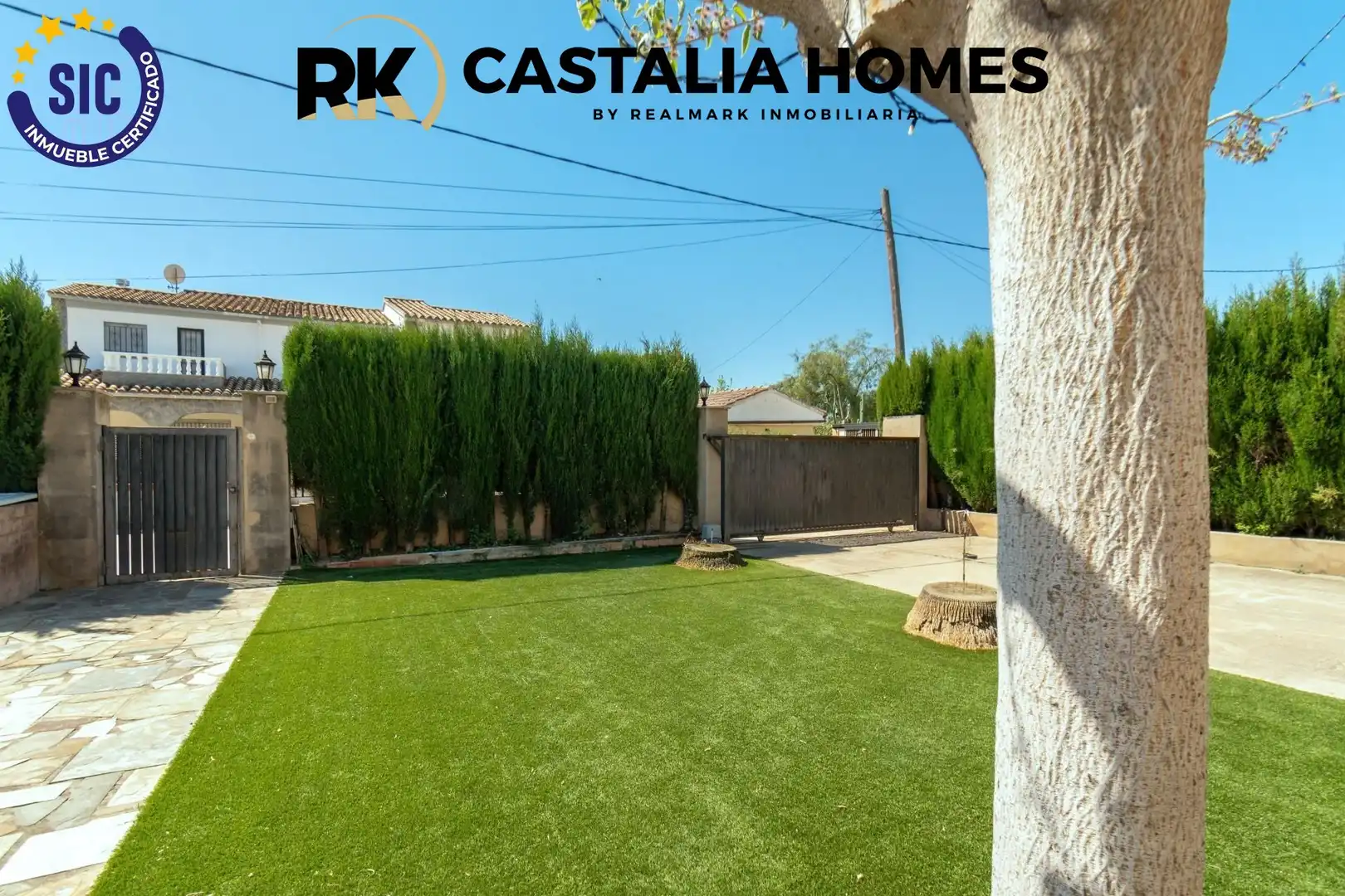 Vista exterior de Casa o xalet en venda en Borriol amb Calefacció, Jardí privat i Piscina