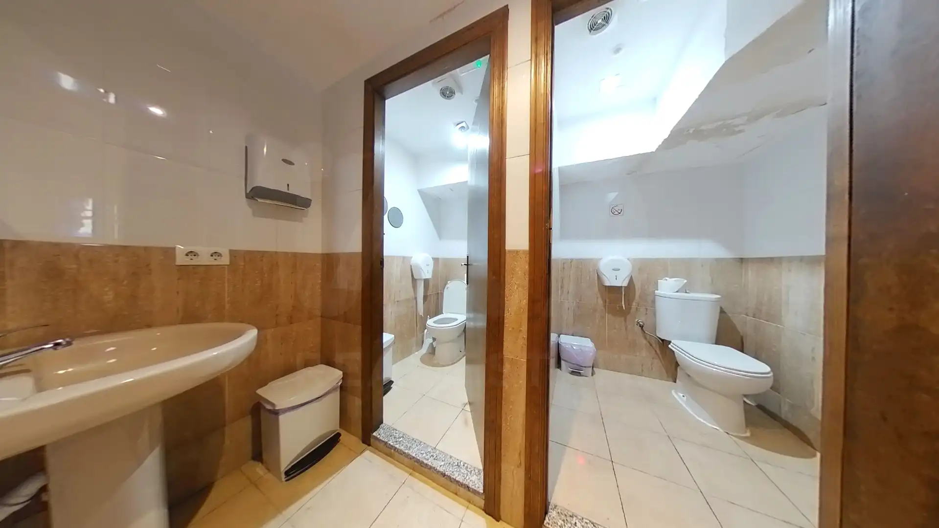 Baño de Finca rústica en venta en Laujar de Andarax con Aire acondicionado, Calefacción y Terraza