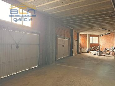 Gewerbefläche zum Verkauf in Brañas 60