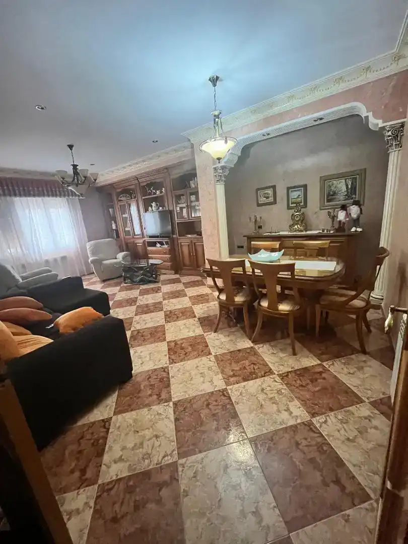 Sala d'estar de Casa o xalet en venda en Villarta amb Aire condicionat, Traster i Moblat