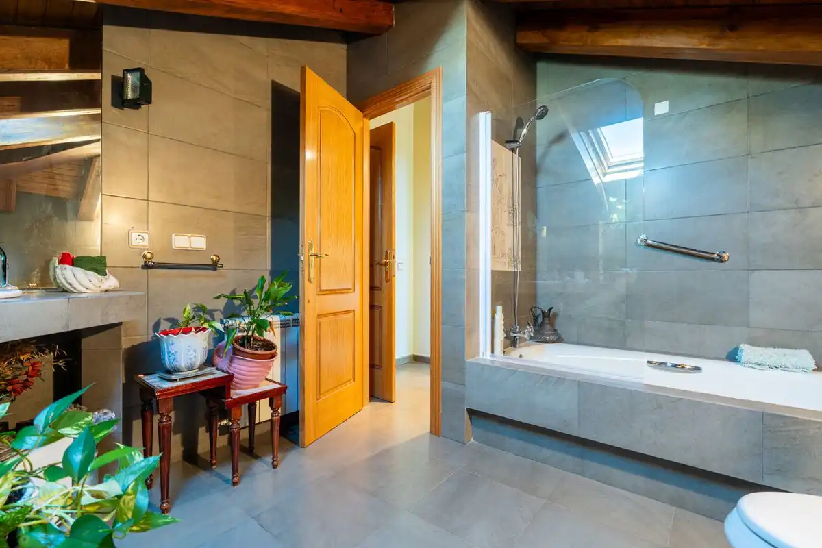Chalet con terraza en venta en Pino Alto - Navarredonda, imagen 25