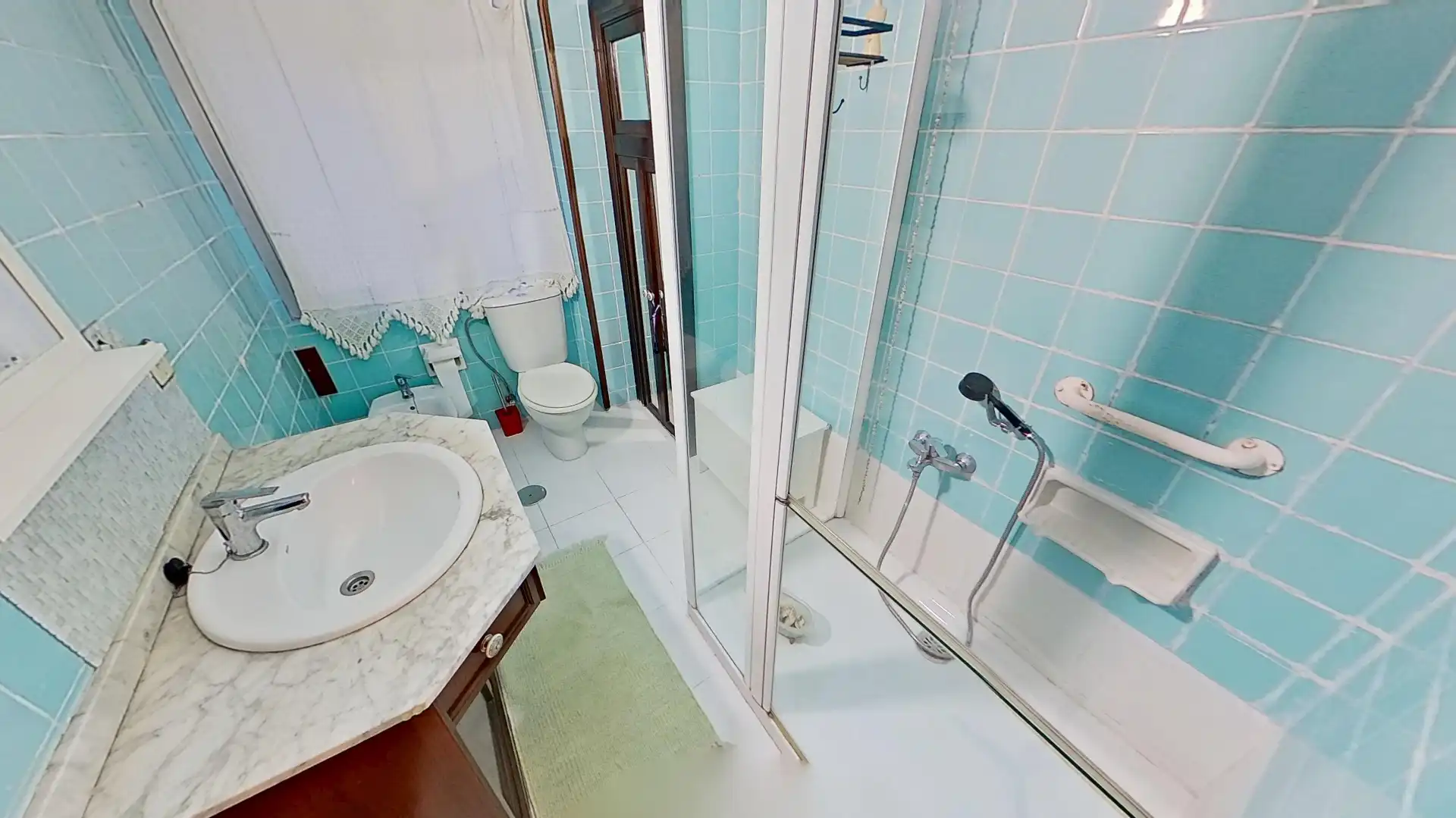 Badezimmer von Wohnung zum Verkauf in Gijón  mit Heizung