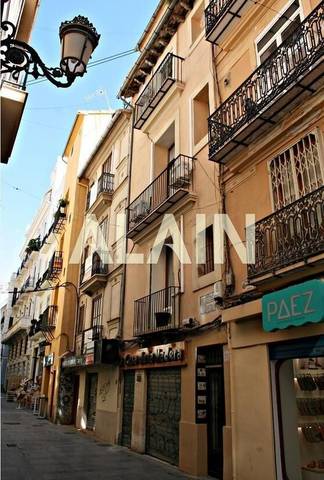 Edificio en Venta en El Mercat