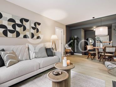 Apartament amb piscina de lloguer a Carrer del Perelló