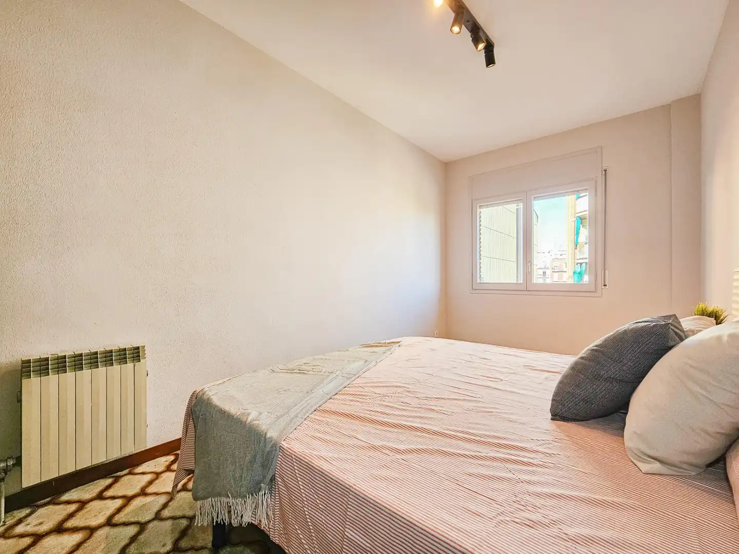 Flat with balcony for sale in Carrer CORUNYA, imagen 12