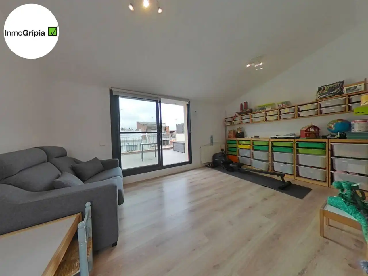 Living room of Houses for sale in Terrassa  with Air Conditioner, Heating and Terrace