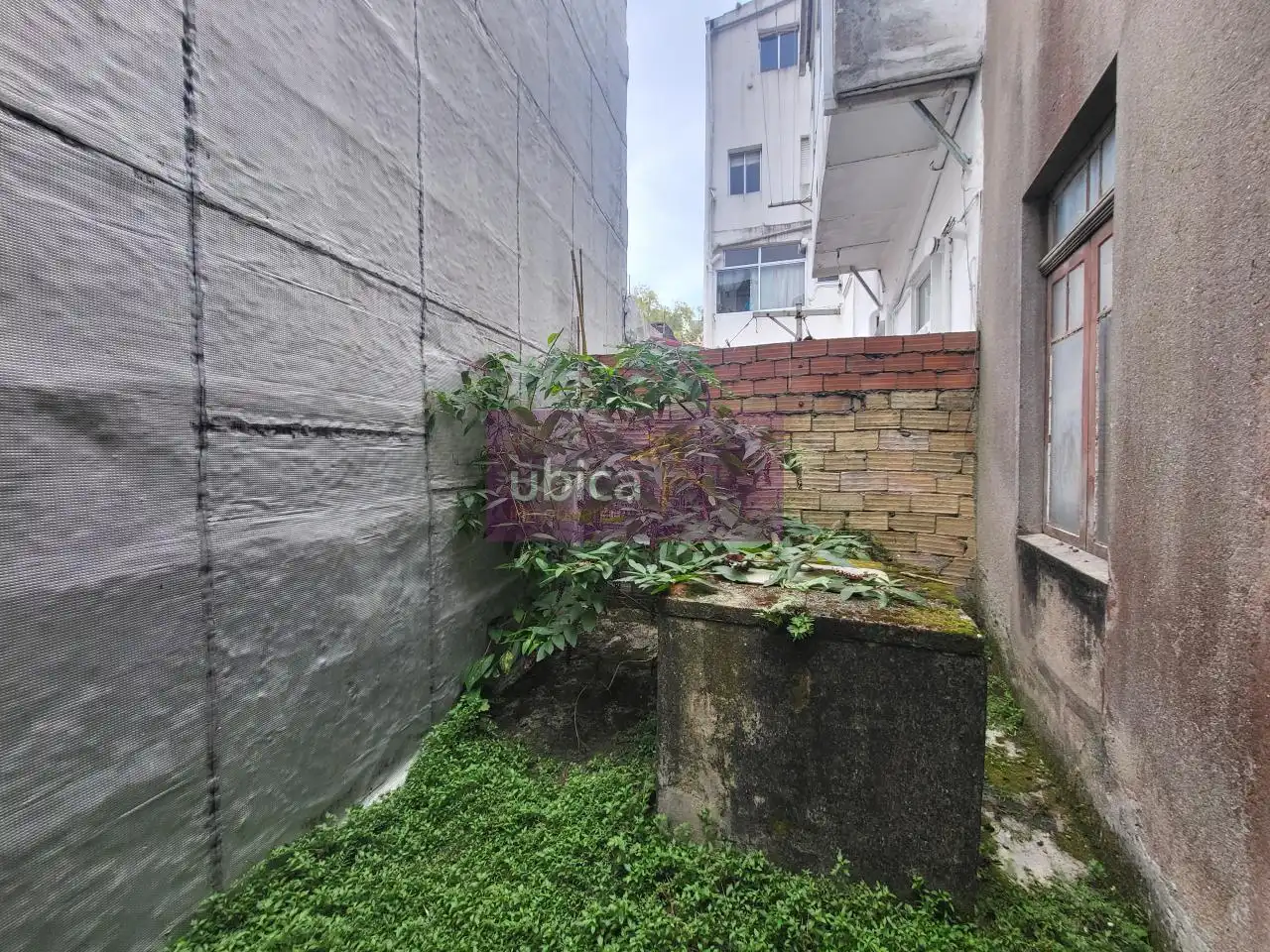 Einfamilien-Reihenhaus zum Verkauf in Vigo  mit Abstellraum