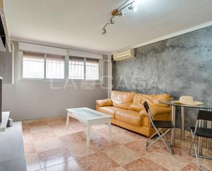 Living room of Planta baja for sale in L'Hospitalet de Llobregat