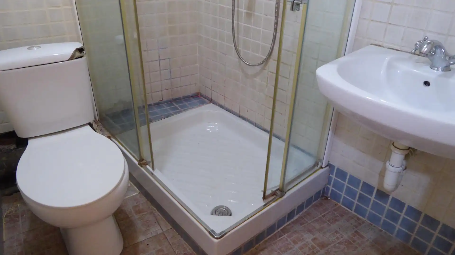 Bany de Apartament en venda en  Pamplona / Iruña amb Balcó