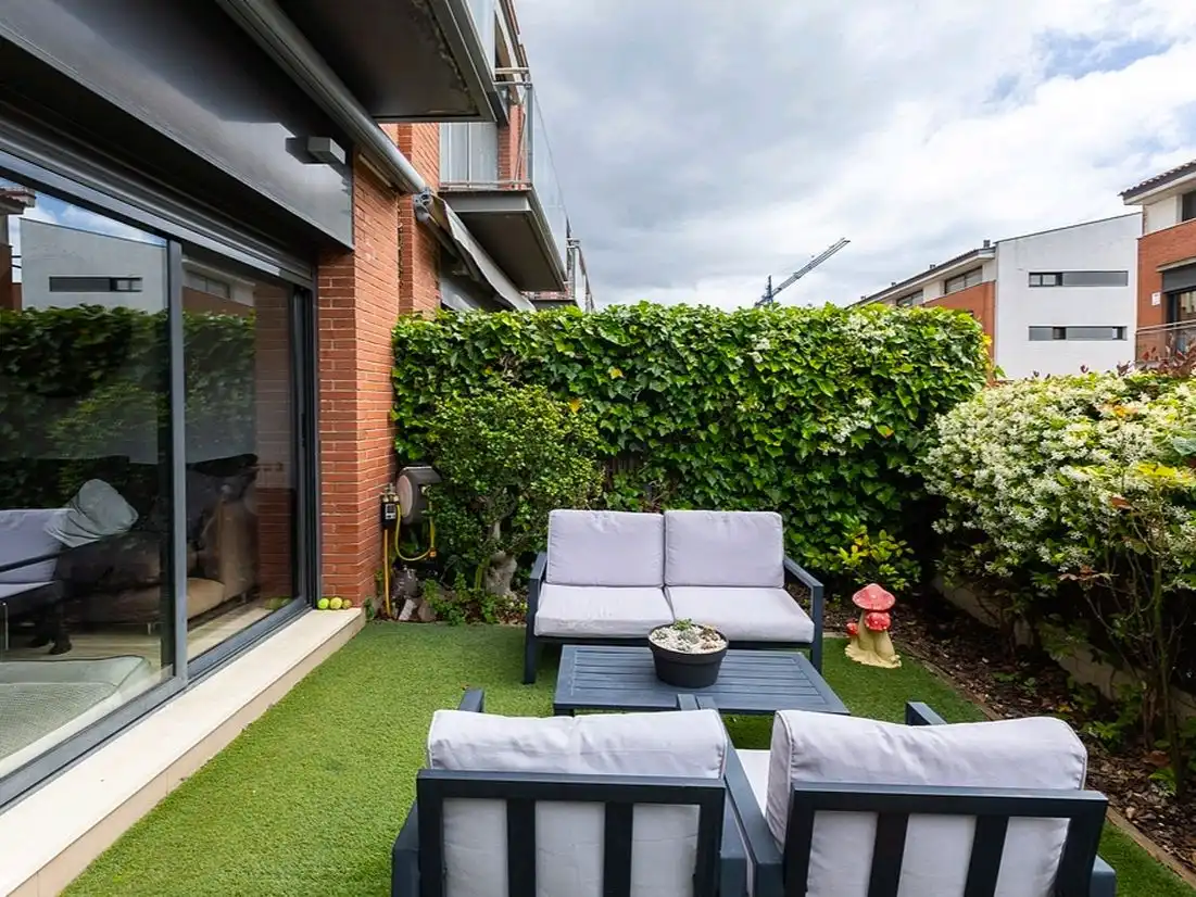 Maison mitoyenne à vendre à Carrer Fisterra, 15, imagen 3