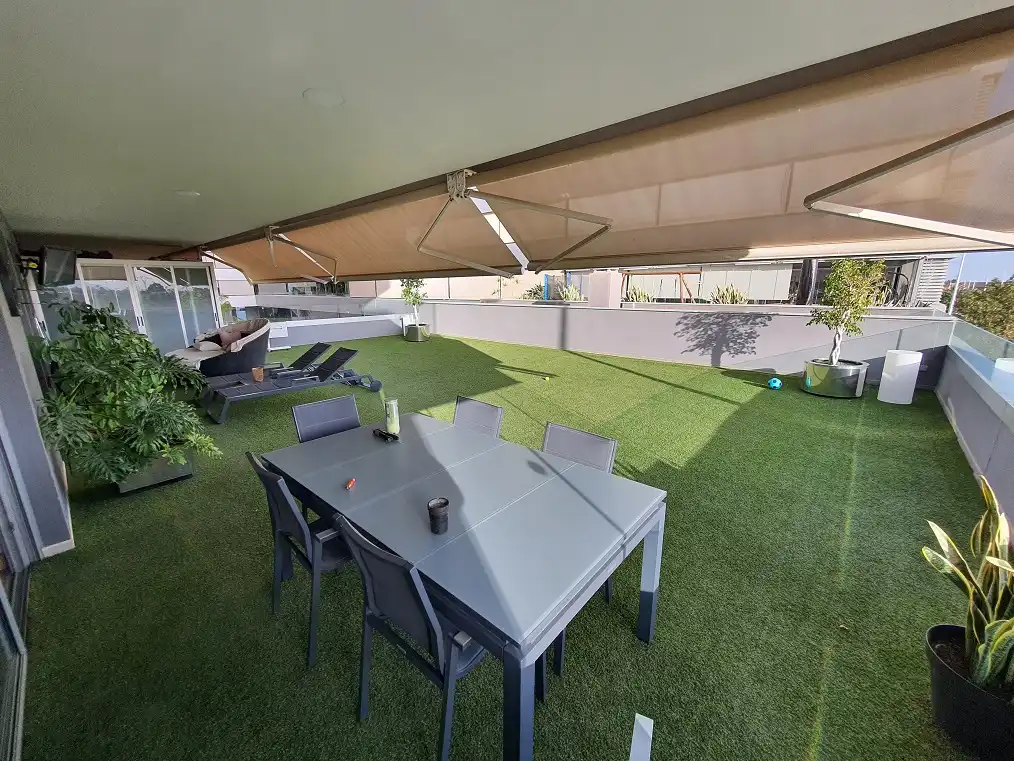 Flat with terrace for sale in Elche ciudad