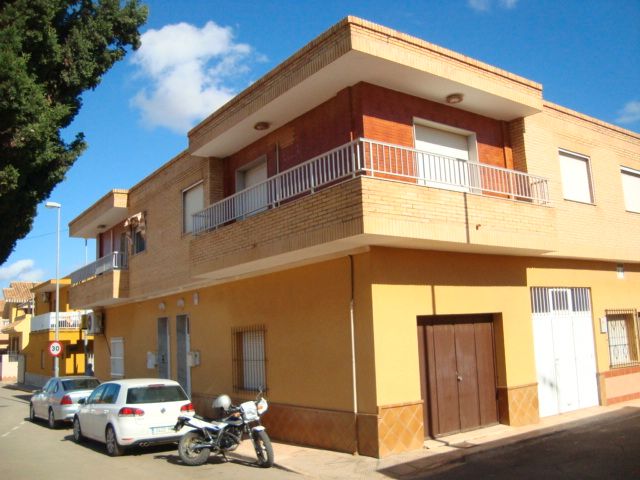 Vista exterior de Garatge de lloguer en Cartagena