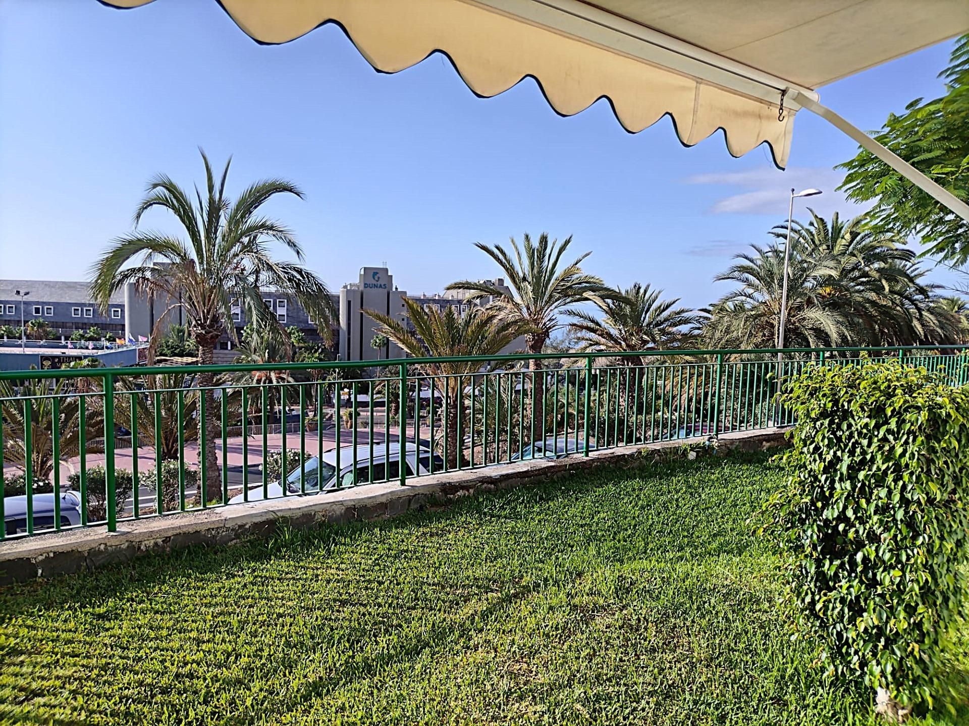 Terrace of Flat for sale in San Bartolomé de Tirajana  with Air Conditioner, Private garden and Terrace
