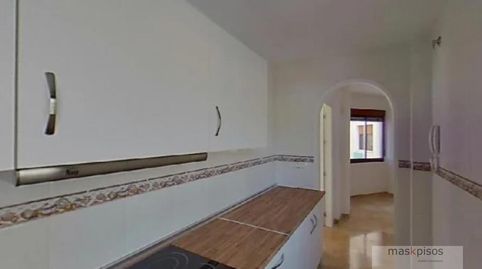Foto 5 de Piso en venta en Los Boliches, Fuengirola