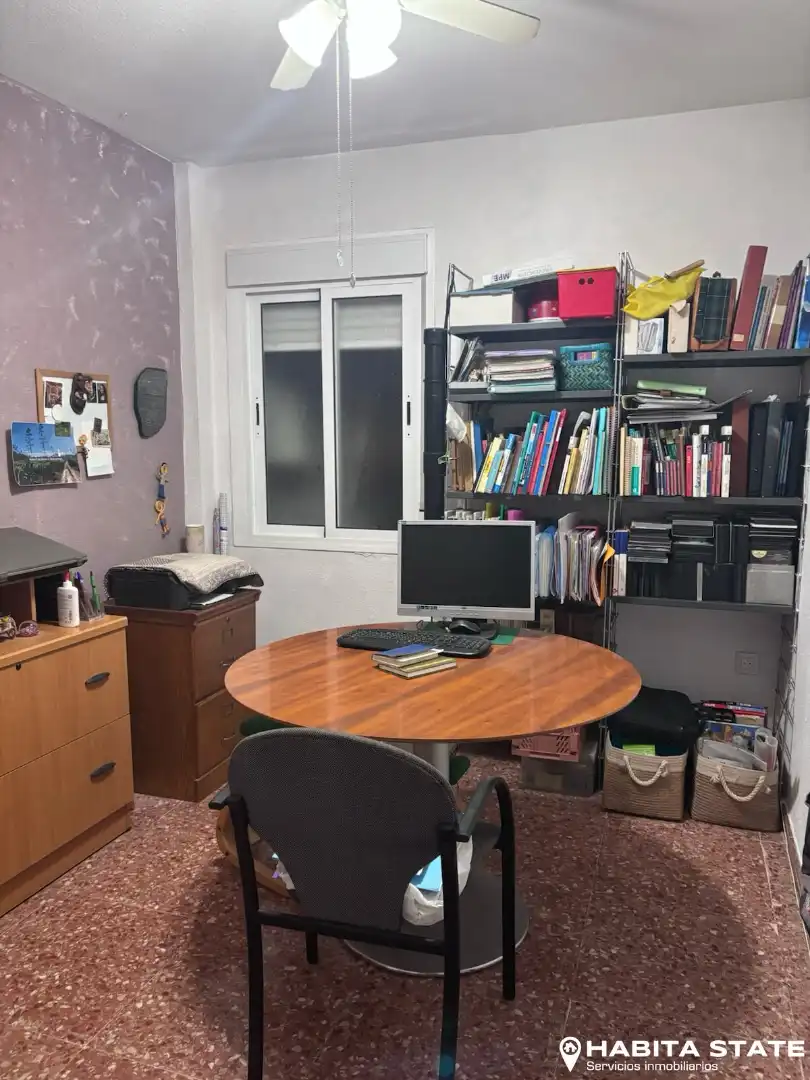 Piso en venta en Almería con Aire acondicionado, Terraza y Horno