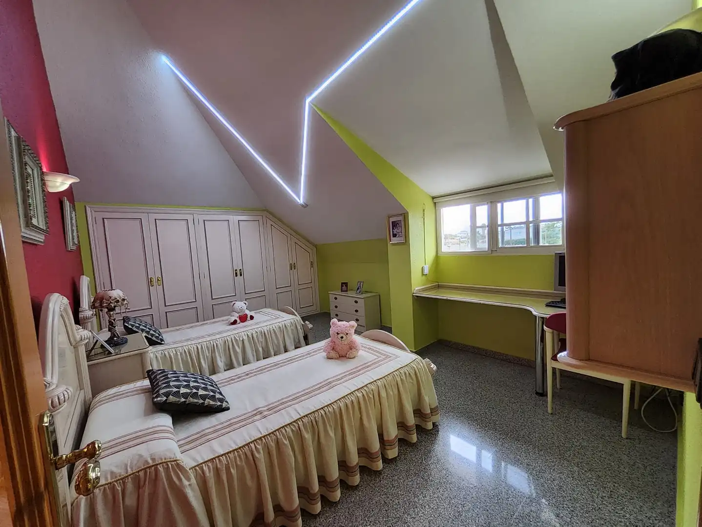 Bedroom of Houses for sale in San Vicente del Raspeig / Sant Vicent del Raspeig  with Storage room, Swimming Pool and Community pool