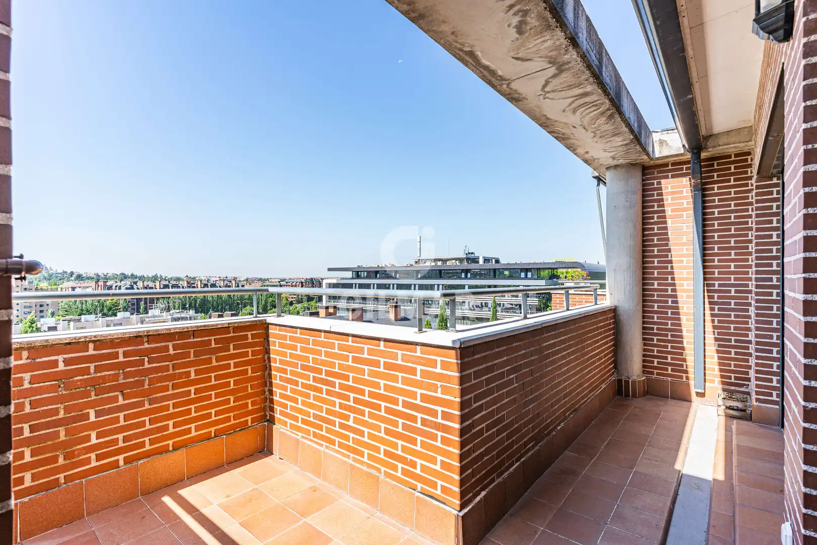 Terrasse von Dachboden zum Verkauf in Madrid mit Heizung, Privatgarten und Abstellraum