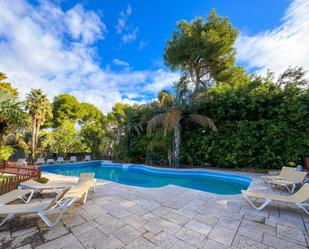 Piscina de Casa o xalet en venda en Salou amb Aire condicionat, Calefacció i Jardí privat