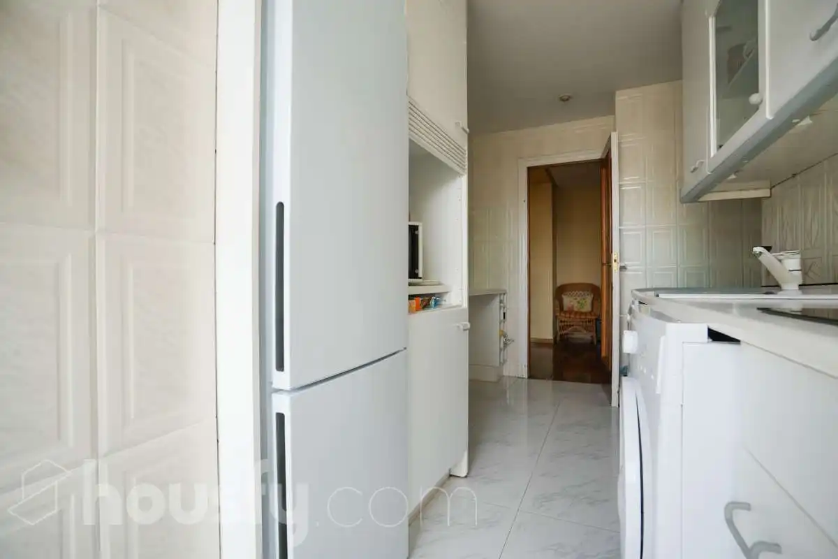 Flat for sale in Calle Santiago Rusiñol, Ciudad Universitaria