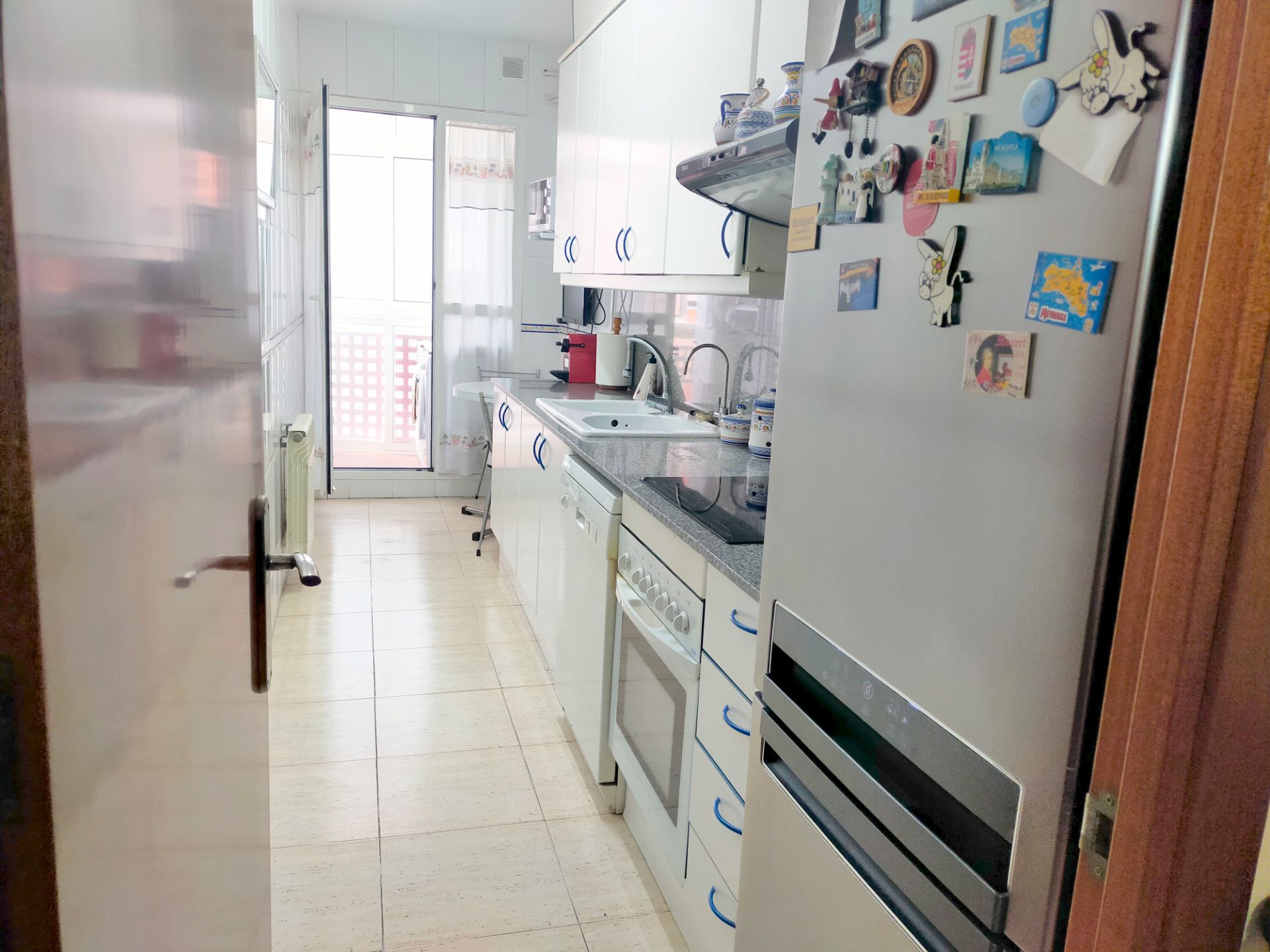 Kitchen of Flat for sale in Sabadell  with Air Conditioner, Heating and Oven