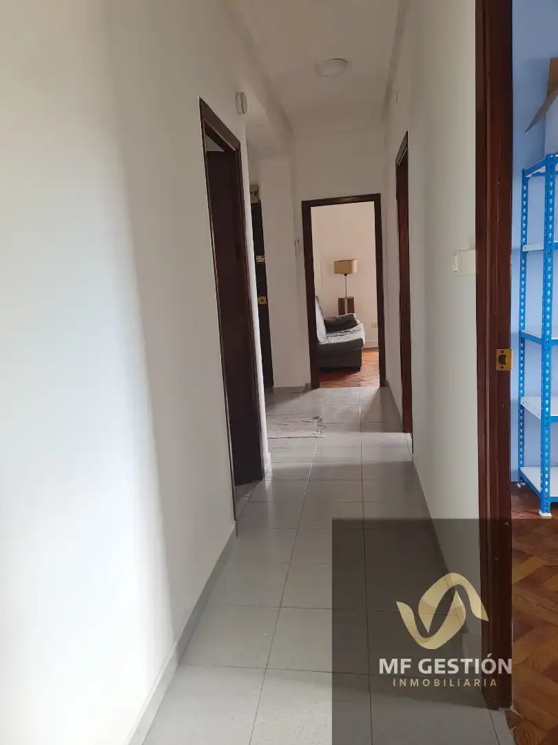 Piso en venta en Vigo  con Parquet, Amueblado y Horno
