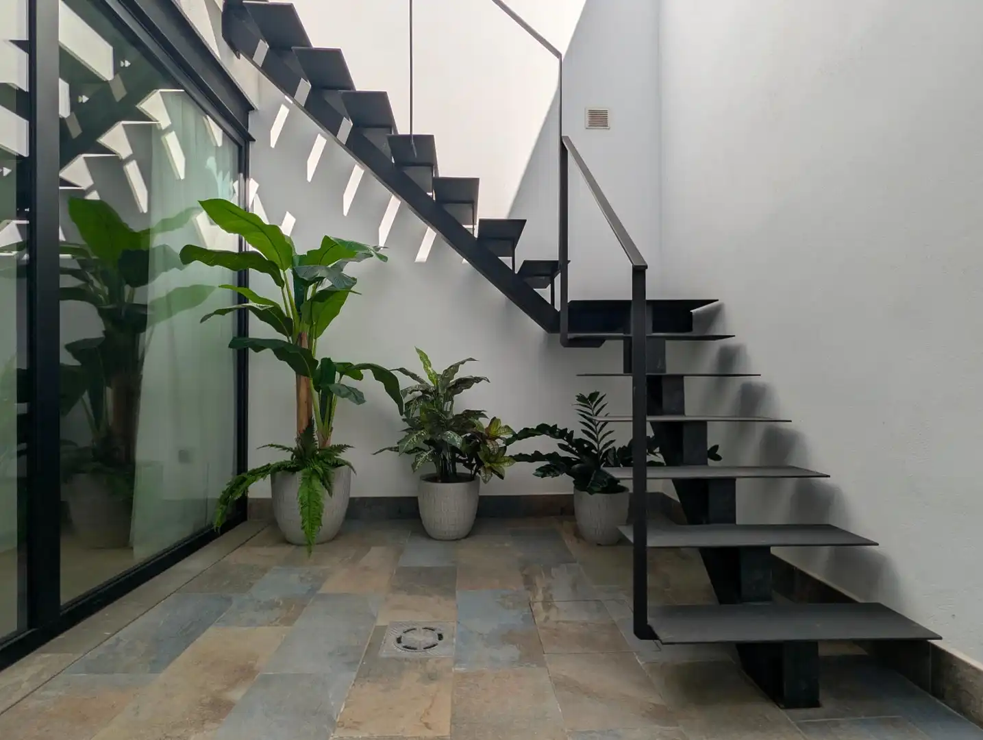 Flat for rent in Sanlúcar la Mayor  with Air Conditioner, Heating and Furnished