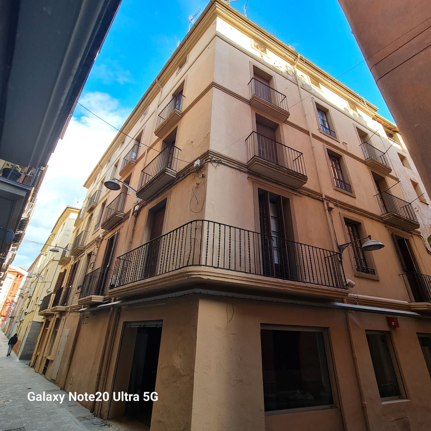 Vista exterior de Pis en venda en Olot