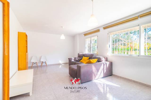 Planta baja en Venta en S'Arenal