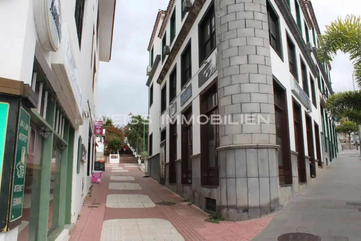Local comercial en venda a San Antonio - Las Arenas