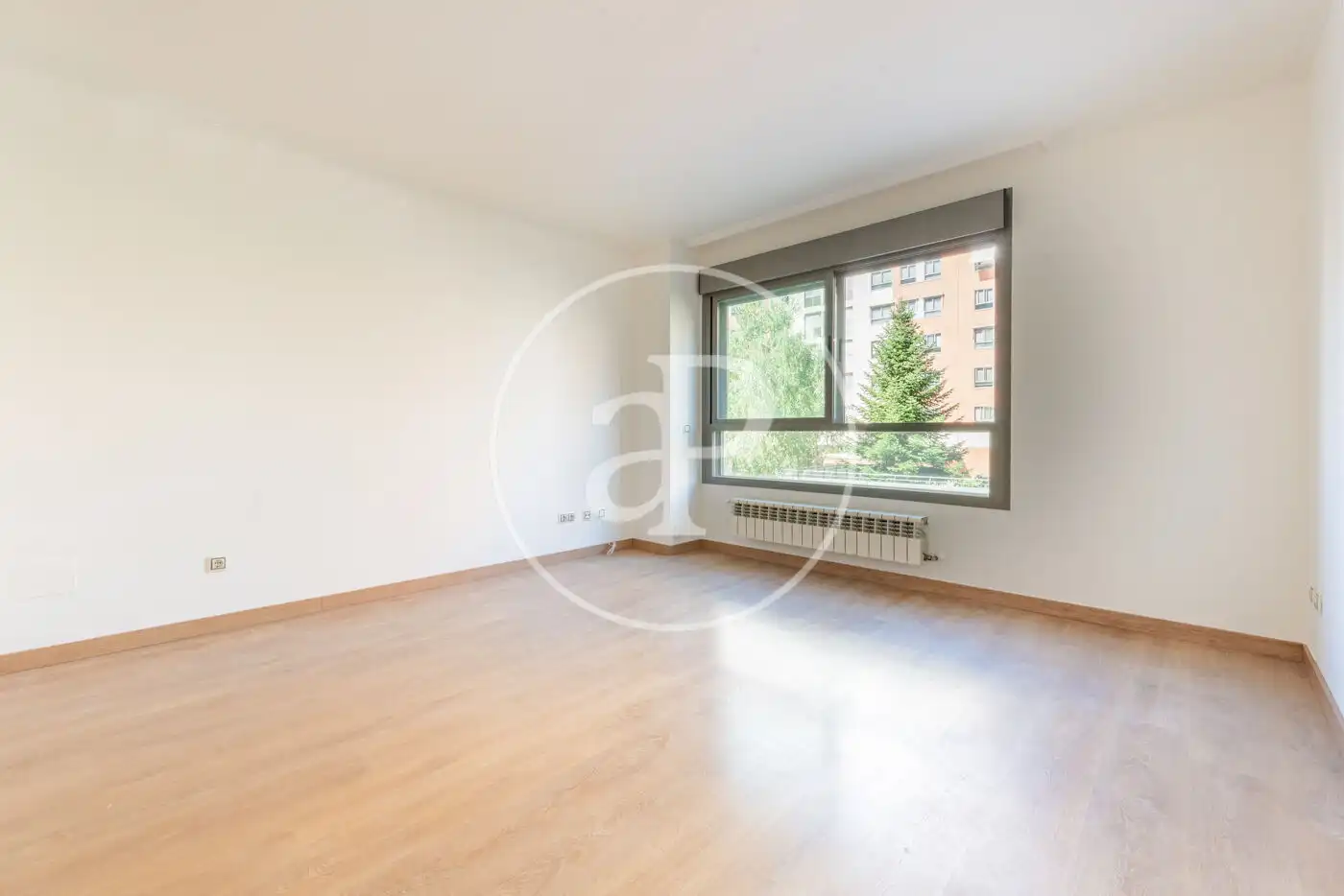 Piso con piscina en venta en C. de Eros