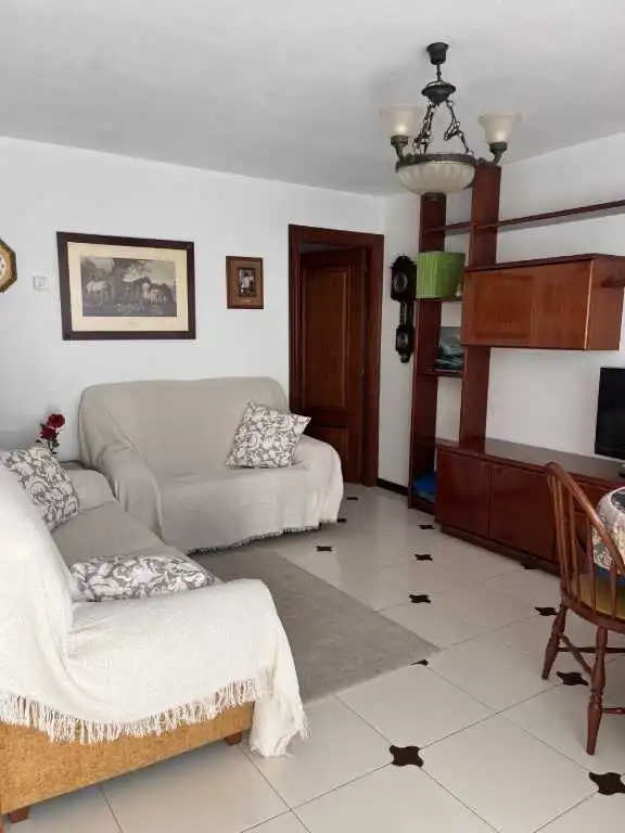 Sala de estar de Dúplex en venta en Bárcena de Pie de Concha con Calefacción, Trastero y Amueblado