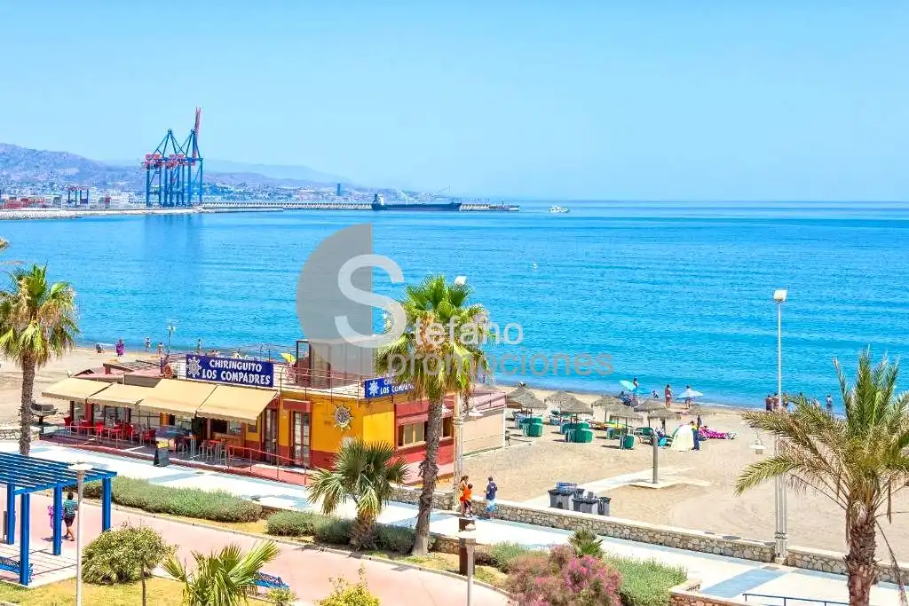 Vista exterior de Piso en venta en Málaga con Aire acondicionado, Calefacción y Terraza