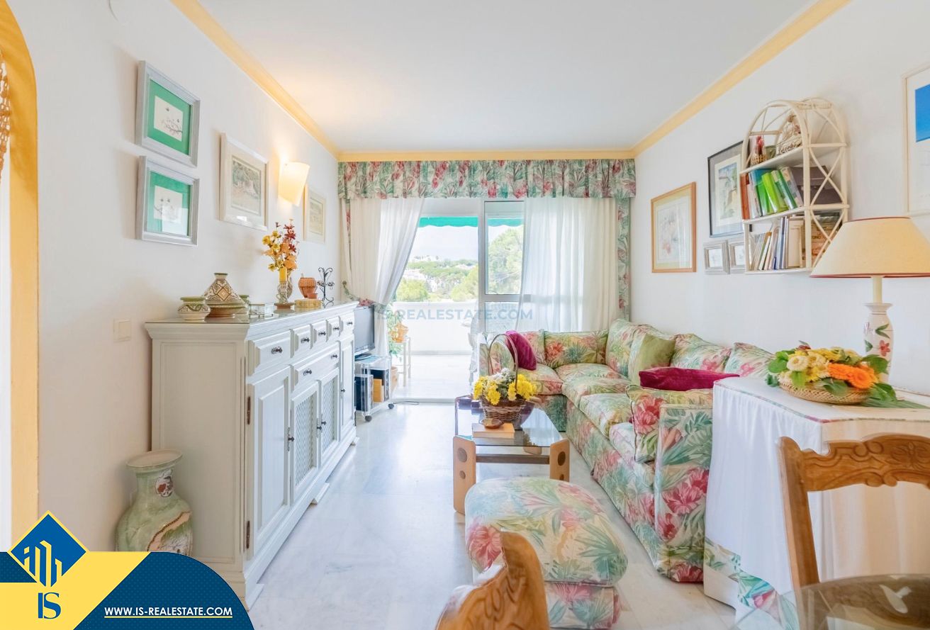 Dormitori de Apartament en venda en Marbella amb Calefacció, Terrassa i Moblat
