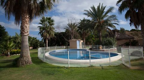 SE VENDE ESPECTACULAR VILLA EN URBANIZACIÓN EN PICASSENT