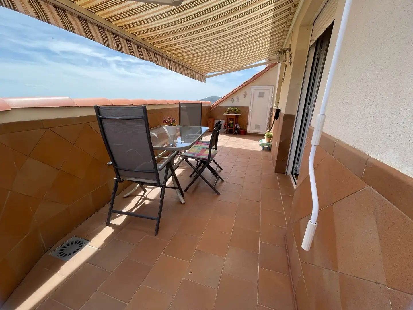 Attique avec ascenseur à vendre à Calle del Roble 2