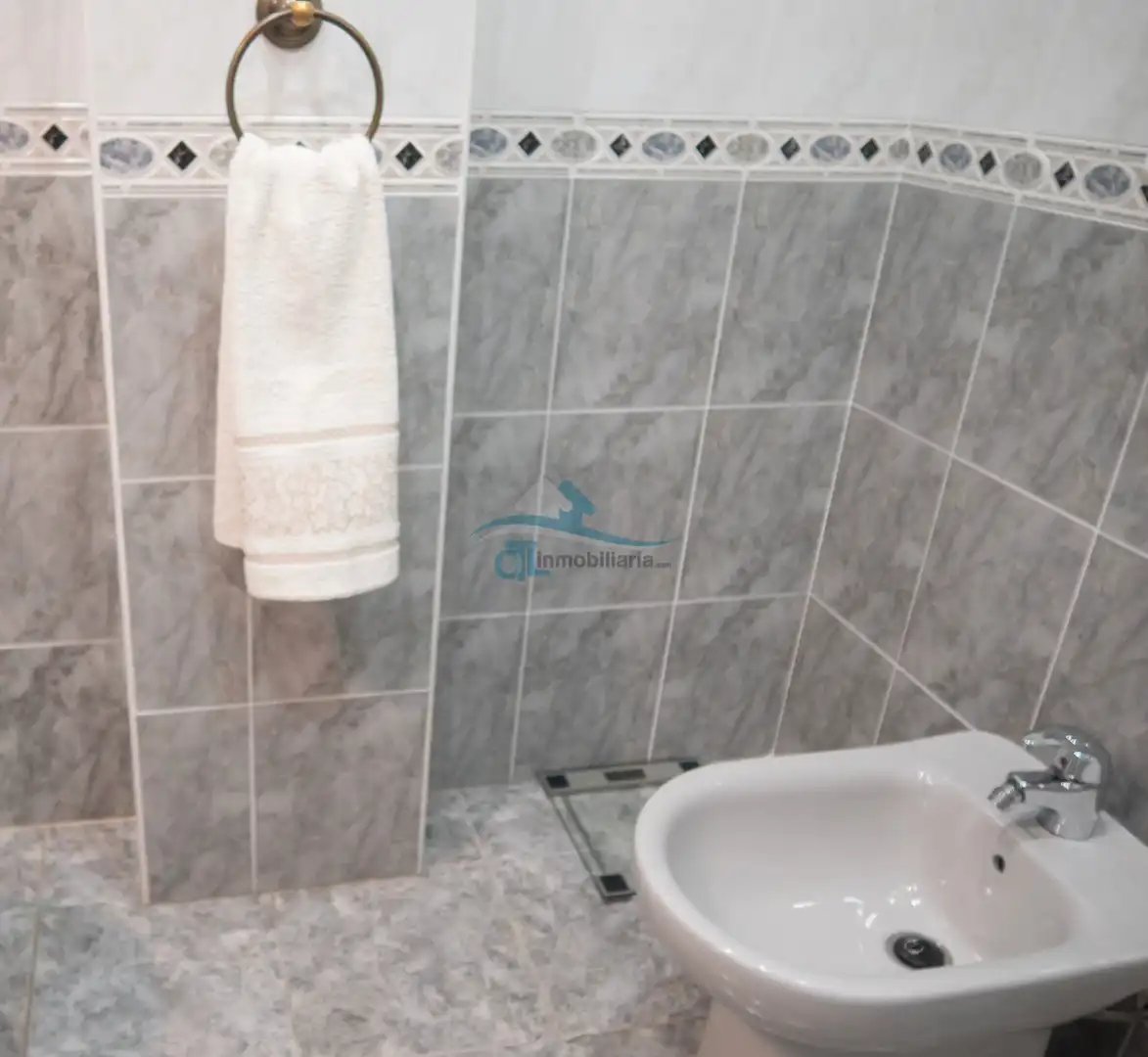 Baño de Piso en venta en Linares con Aire acondicionado, Calefacción y Terraza