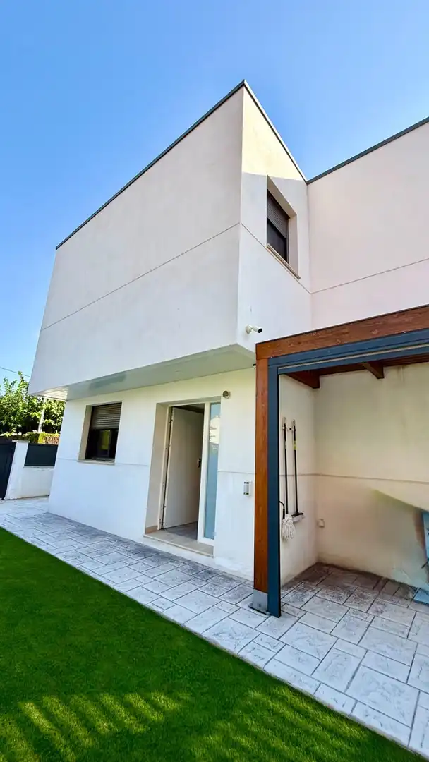 Exterior view of Detached homes for sale in Altafulla  with Air Conditioner, Heating and Private garden