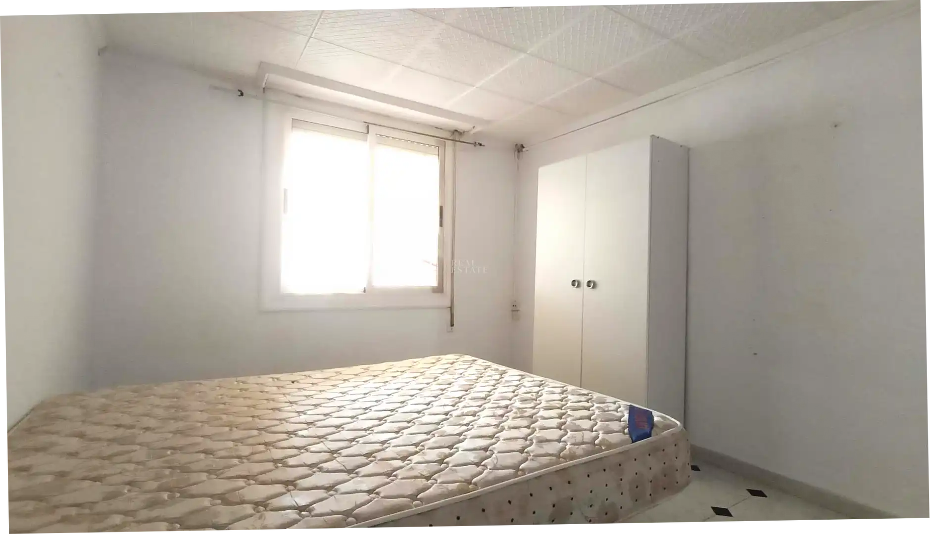 Habitación de Piso en venta en Santa Pola con Trastero y Balcón