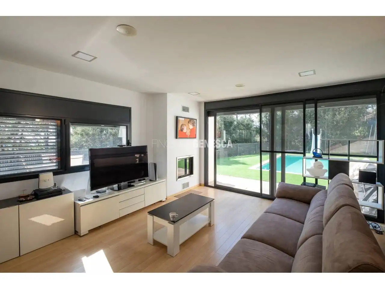 Sala de estar de Casa o chalet en venta en Matadepera con Aire acondicionado, Calefacción y Jardín privado