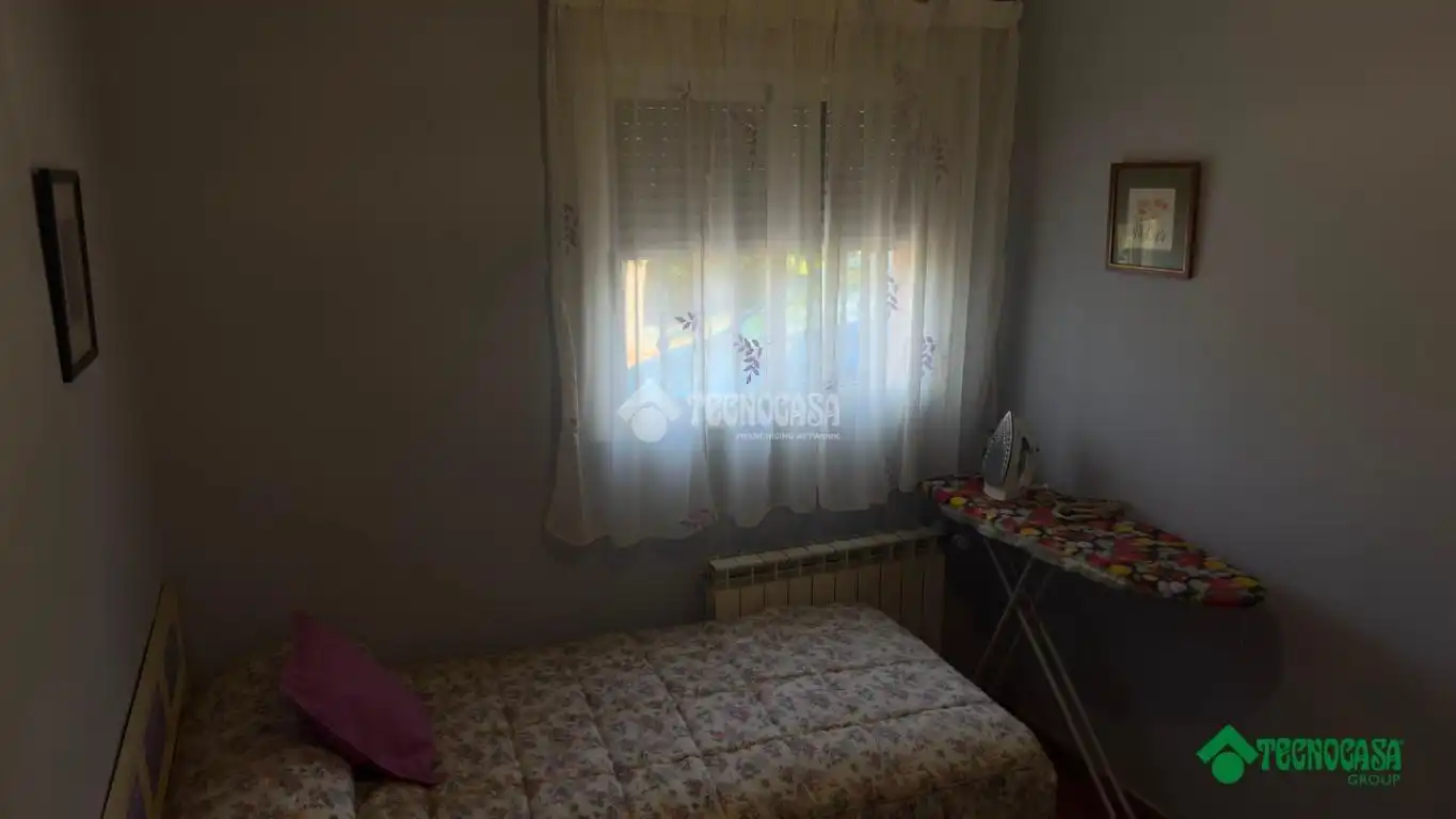 Habitación de Casa o chalet en venta en Illana con Aire acondicionado, Calefacción y Piscina