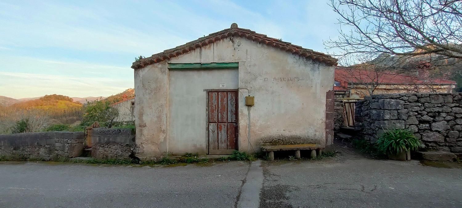 Exterior view of Country house for sale in Riotuerto  with Private garden